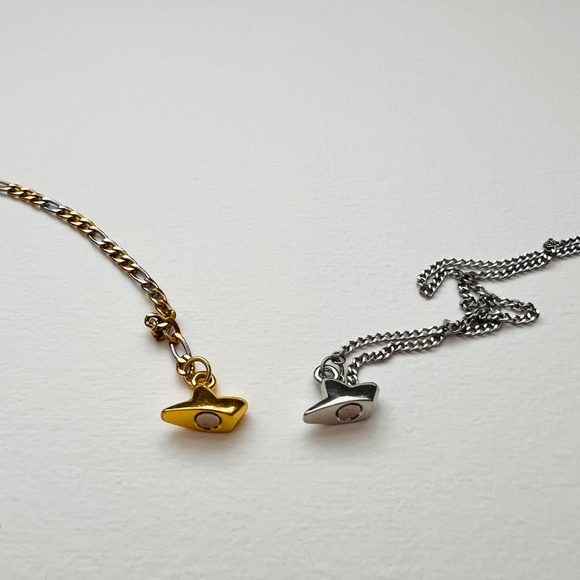 Magnetic star clasp two tone mixed metal necklace - Picture 2 of 2